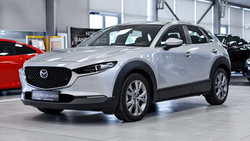 Mazda CX-30 2.0 SKYACTIV-X PLUS LUXURY Automatic Image 4