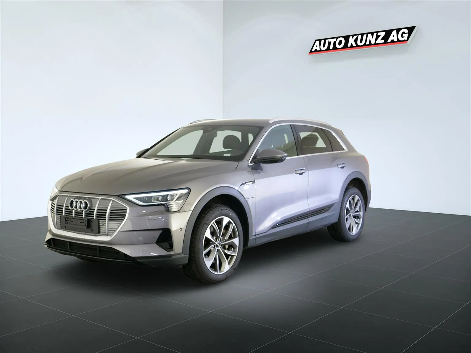 Audi e-tron 55 quattro 95kwh EV Elektro Automat  Image 1