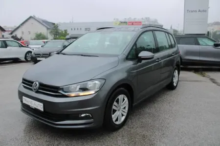 Volkswagen Touran 1.6 TDi DSG *NAVIGACIJA*